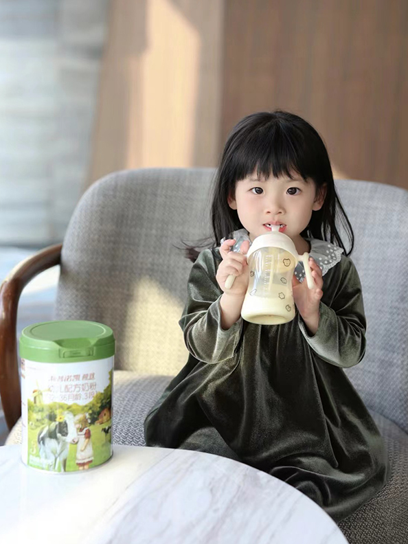 奶油Naomi